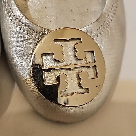 Tory Burch Silver Ballet Flats size 7 - Picture 2 of 9